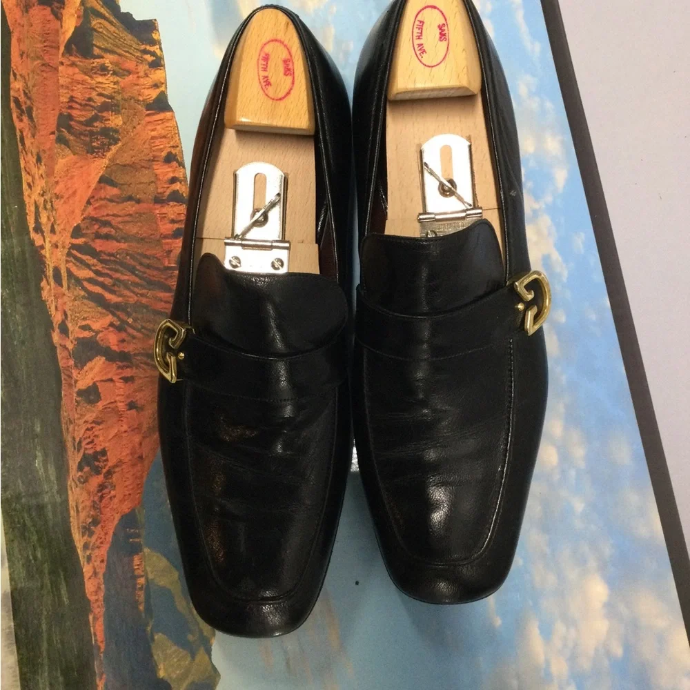 Gucci Black Leather Loafers with Gold G Buckle